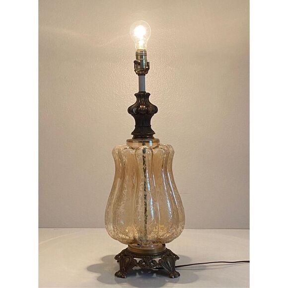 Vtg Midcentury Hollywood Regency Champagne Frosted Glass Globe Footed Table Lamp - Picture 3 of 11